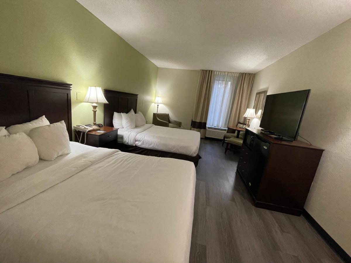 Comfort Inn Pinehurst - Southern Pines Bagian luar foto