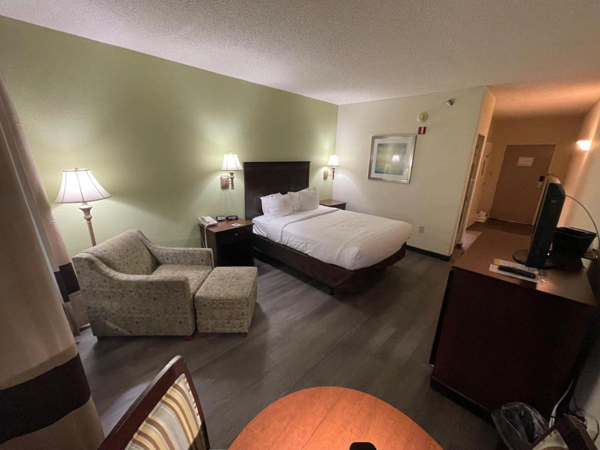 Comfort Inn Pinehurst - Southern Pines Bagian luar foto