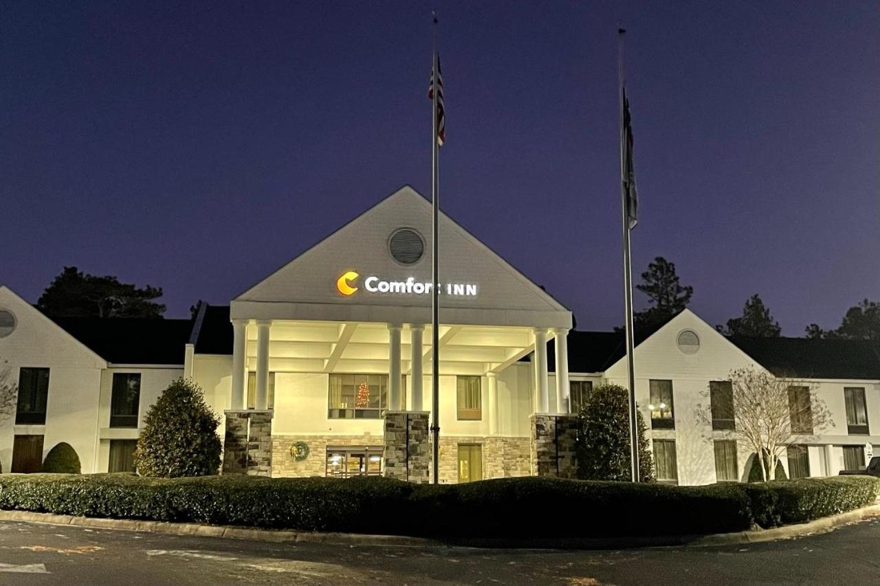 Comfort Inn Pinehurst - Southern Pines Bagian luar foto