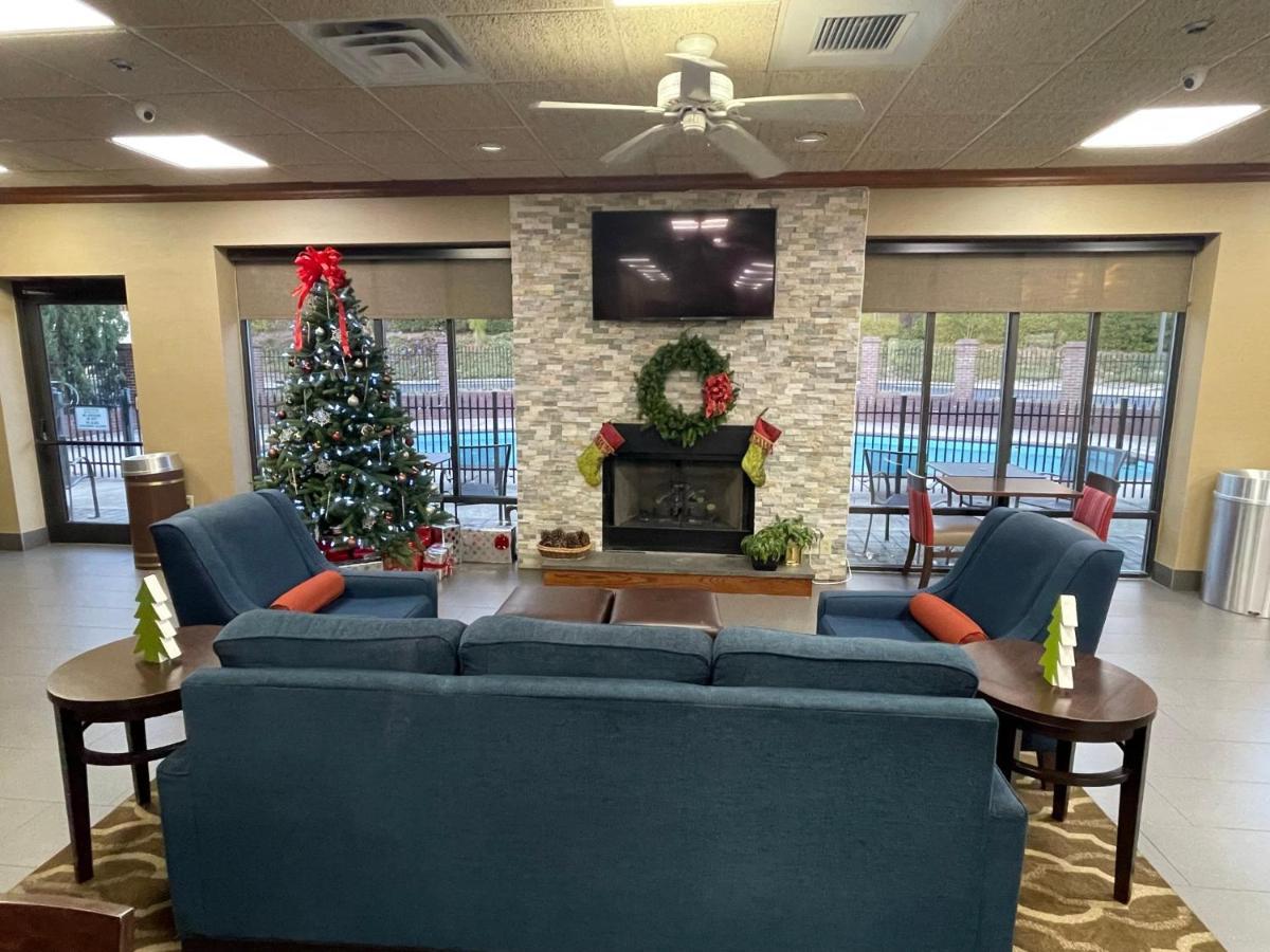 Comfort Inn Pinehurst - Southern Pines Bagian luar foto