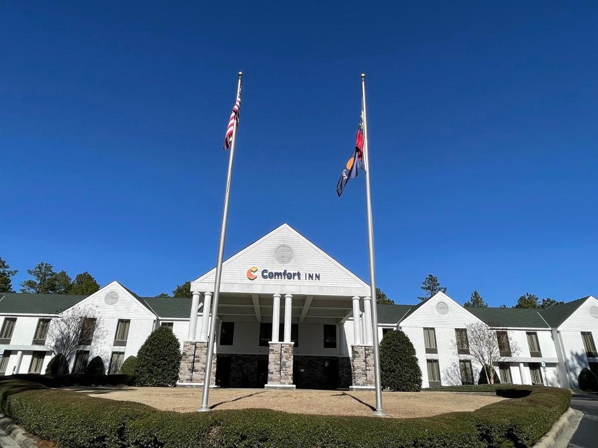 Comfort Inn Pinehurst - Southern Pines Bagian luar foto