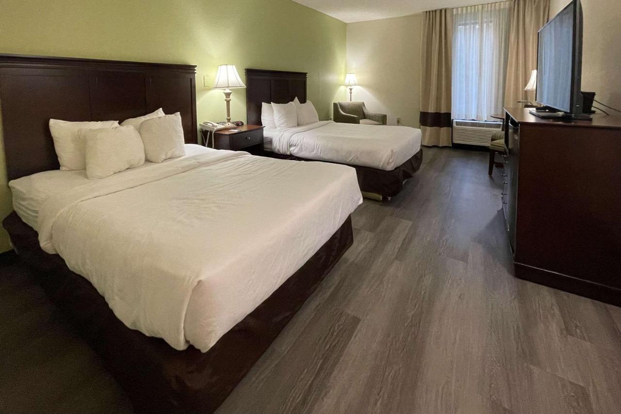 Comfort Inn Pinehurst - Southern Pines Bagian luar foto