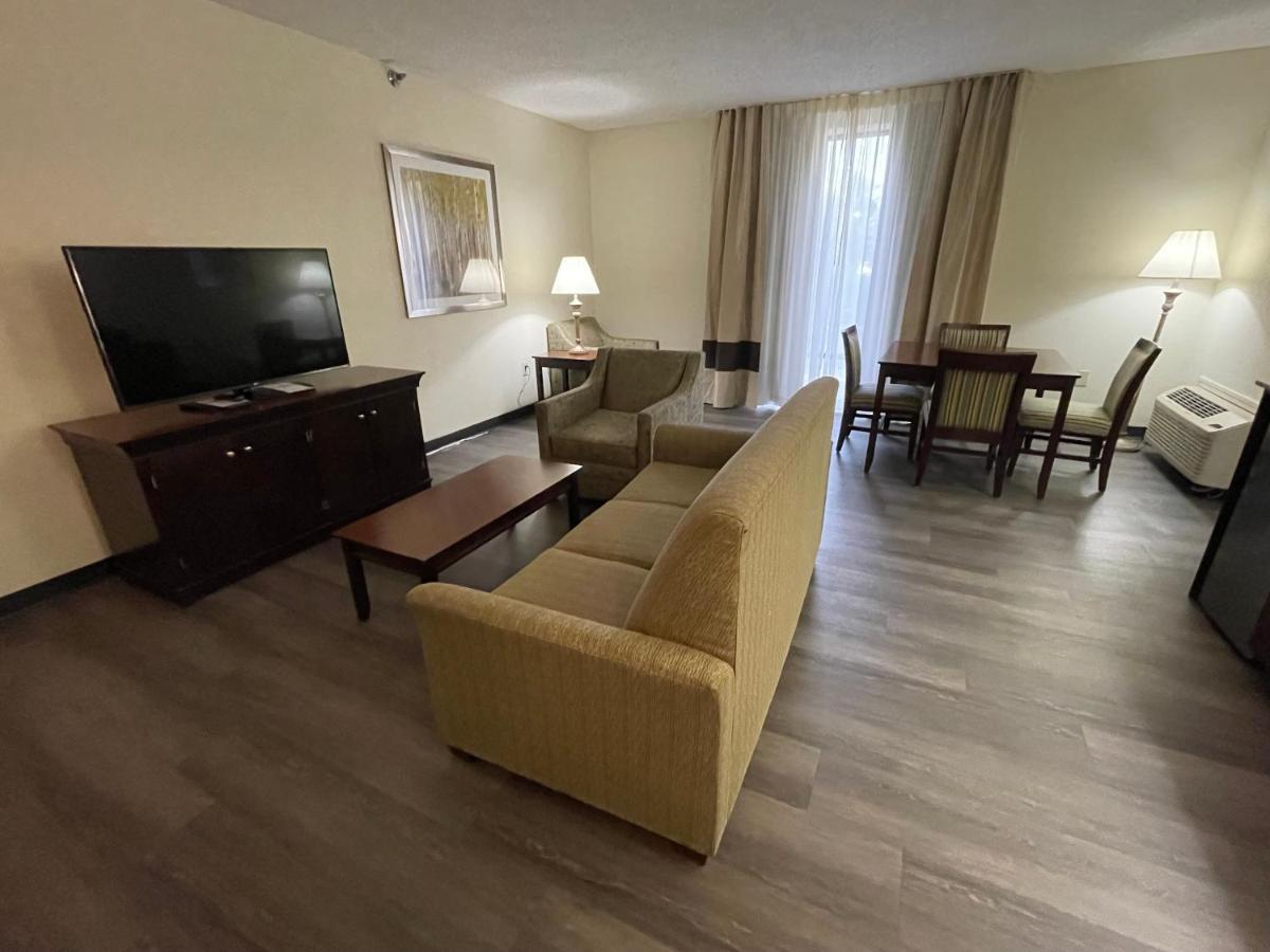 Comfort Inn Pinehurst - Southern Pines Bagian luar foto
