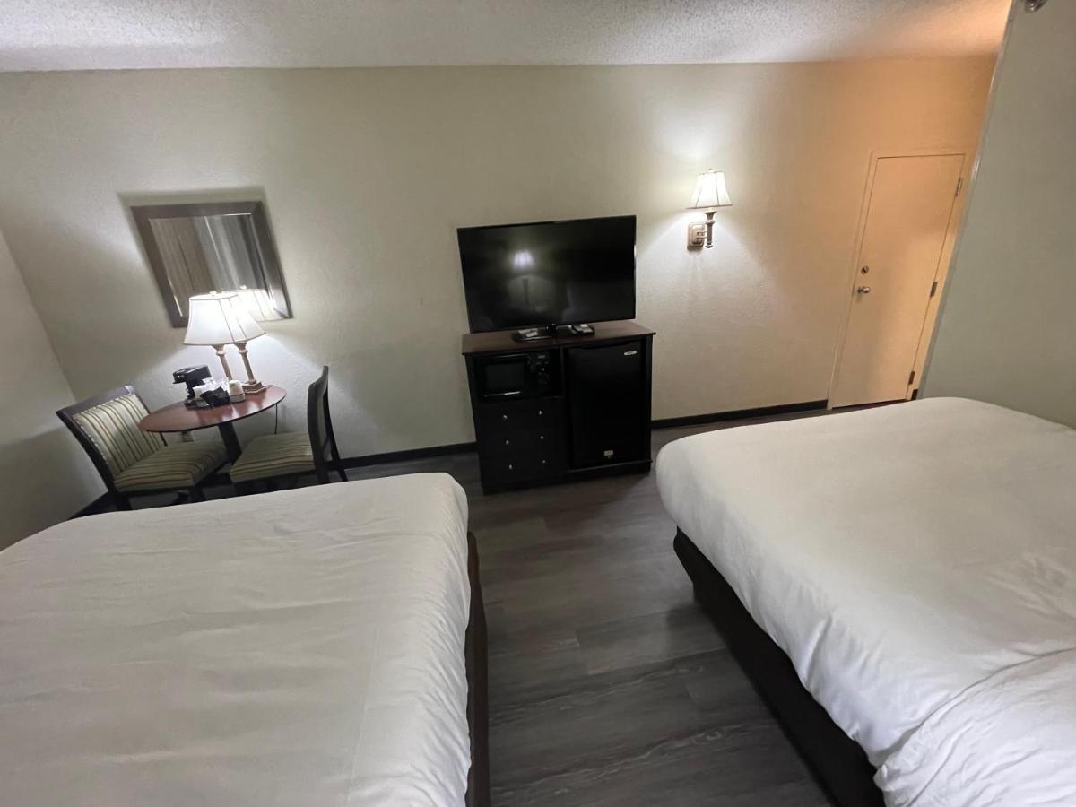Comfort Inn Pinehurst - Southern Pines Bagian luar foto