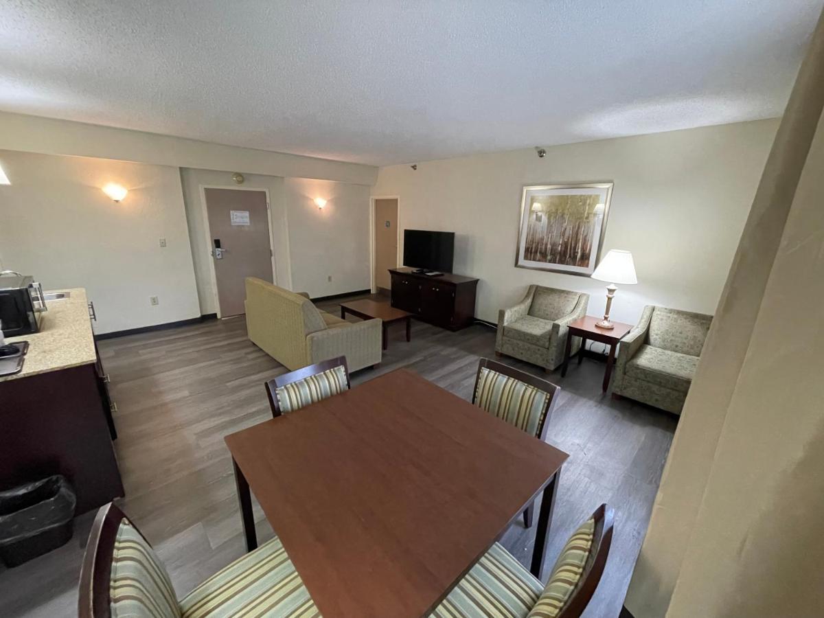 Comfort Inn Pinehurst - Southern Pines Bagian luar foto