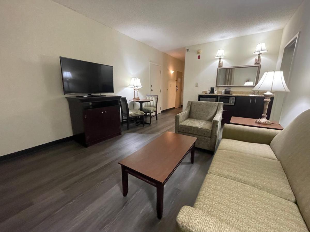 Comfort Inn Pinehurst - Southern Pines Bagian luar foto