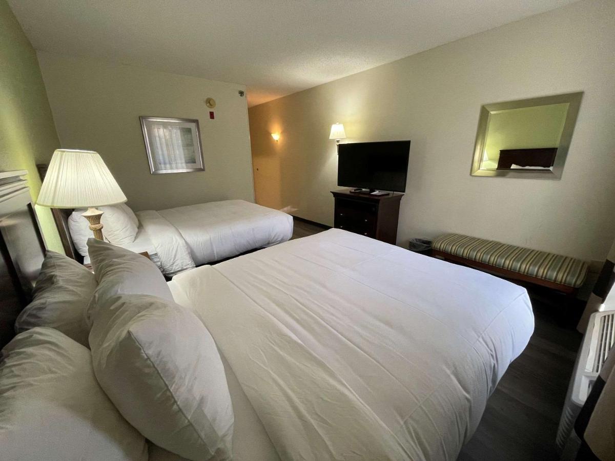 Comfort Inn Pinehurst - Southern Pines Bagian luar foto